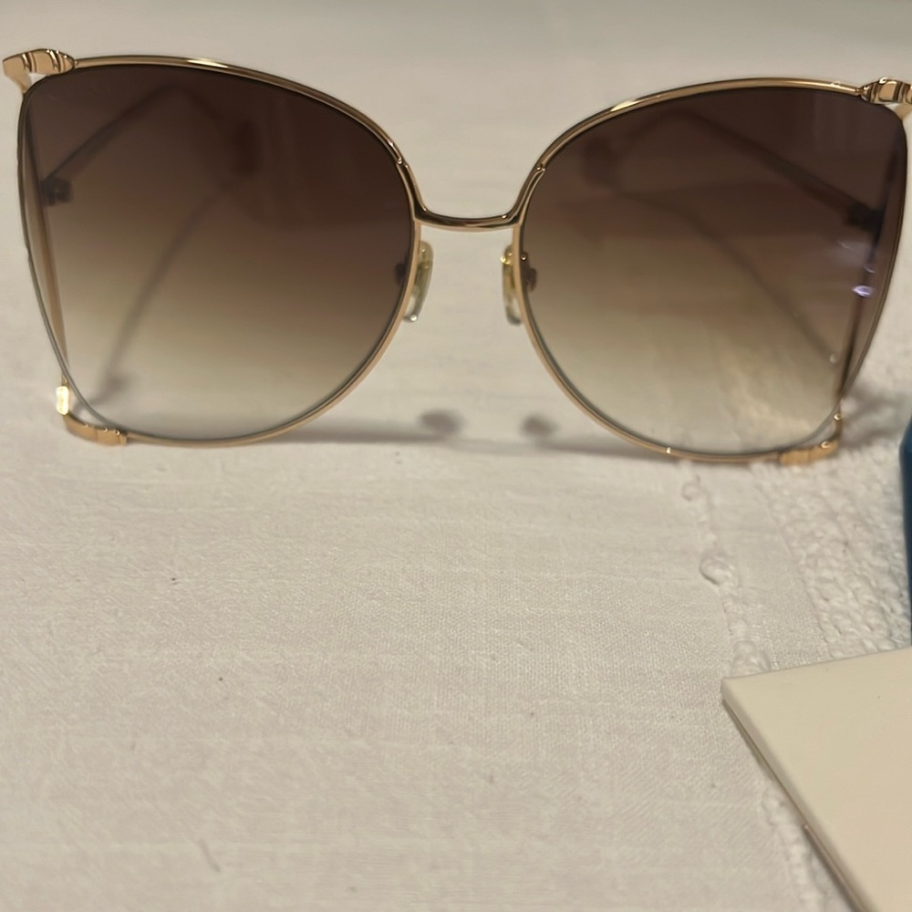 GUCCI sunglasses